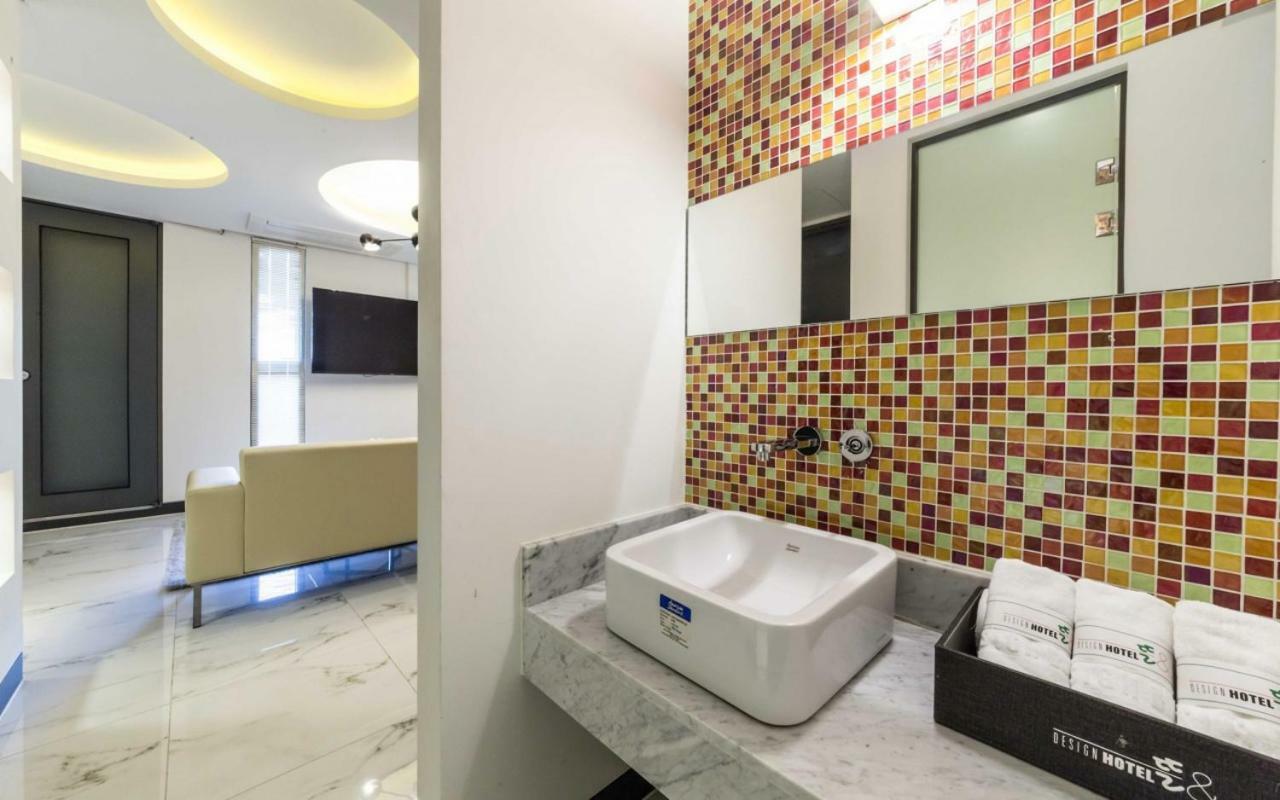 Design Hotel Ddeul& Osan Bagian luar foto